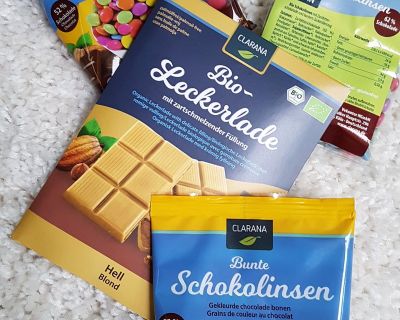 Vegane Waffeln mit bunten Schokolinsen