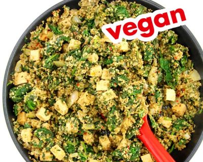Vegane Bulgur-Pfanne mit Spinat und Tofu