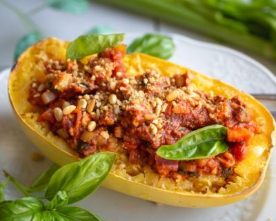 Spaghettikürbis Bolognese – einfaches Rezept