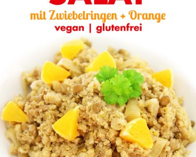 Quinoa-Linsen-Salat mit Zwiebelringen und Orange