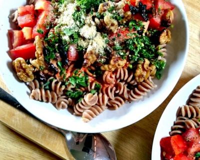 Spirelli mit Tomatensalsa