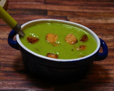 Erbsensuppe vegan – deftige, reichhaltige, vegane Erbsensuppe