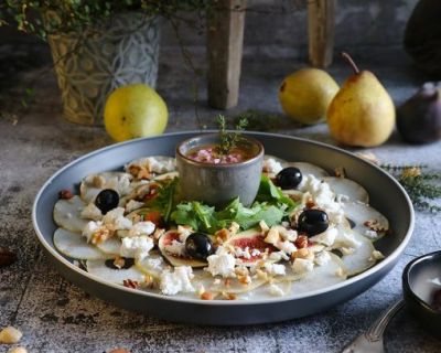 Birnen-Carpaccio mit Feigendressing