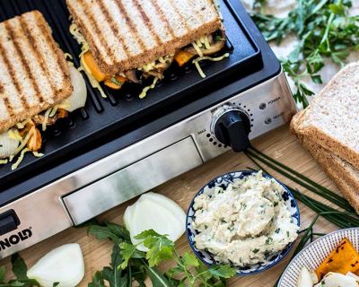 Gegrilltes Gemüse Sandwich