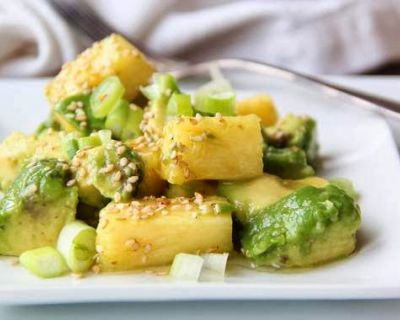 Avocadosalat mit gebratener Ananas