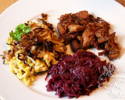 My childhood favorite veganized: Kässpätzle