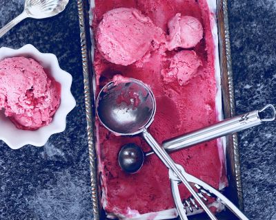 Vegan Plum-Cinnamon Ice Cream * Pflaumen-Zimt Eis