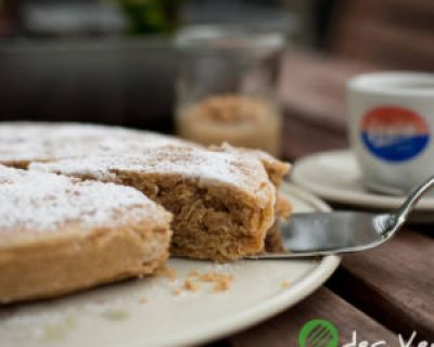 Mandelkuchen mit Mandelgranita