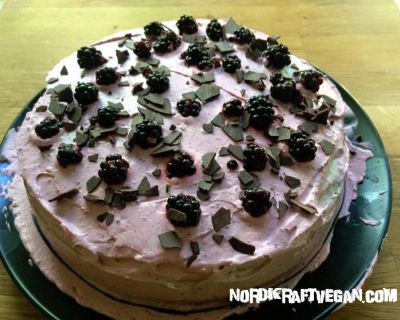 Vegane Brombeertorte