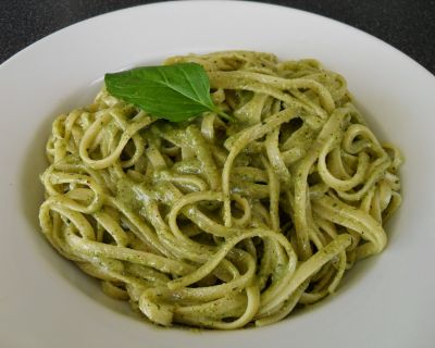 Veganes Basilikum - Nuss - Pesto