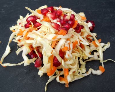 Spitzkohl Granatapfel Salat