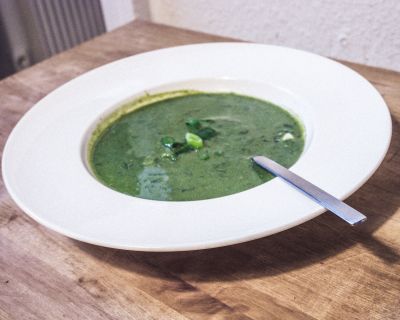 Die beste vegane Spinatsuppe