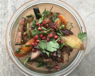 Canihua-Salat mit Tempeh und Gemüse
