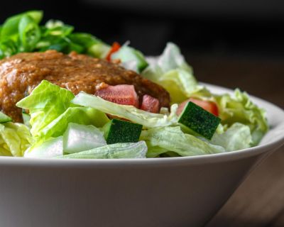 Japanisches Miso-Sesam Dressing