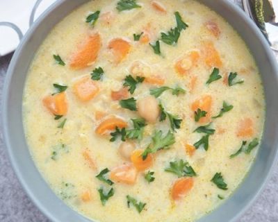 Ein Hauch von Orient – Kokos Linsen Suppe mit Karotten, Kichererbsen und Süßkartoffel