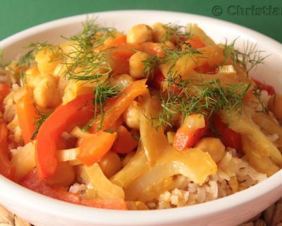 Kichererbsen mit Paprika und Fenchel