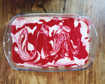 Veganes Joghurtdessert mit Früchten – in 10 Minuten!