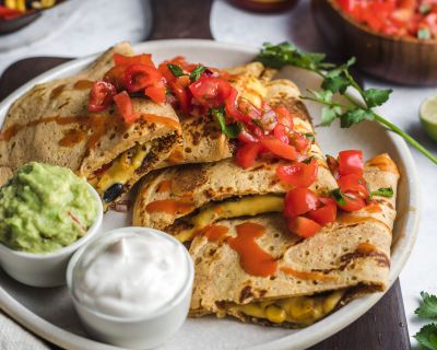 Proteinreiche vegane Quesadillas [glutenfrei, ölfrei]