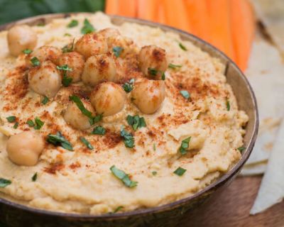 Hummus selber machen – einfaches veganes Hummus Rezept (ölfrei)