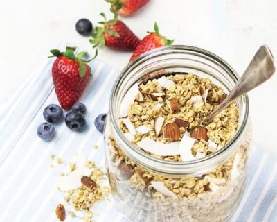 Homemade Granola mit Superfood-Qualitäten