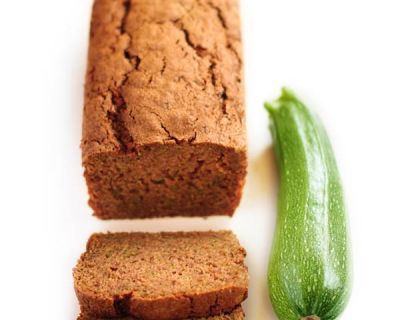 Süßes veganes Zucchinibrot