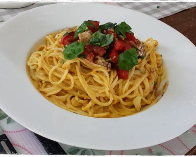 Kohlrabi Spaghetti mit Möhren – Vanille – Chilli -Soße