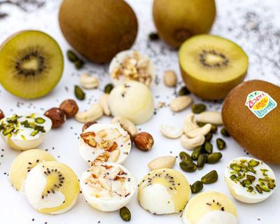 Frozen Kiwi Joghurt Bites