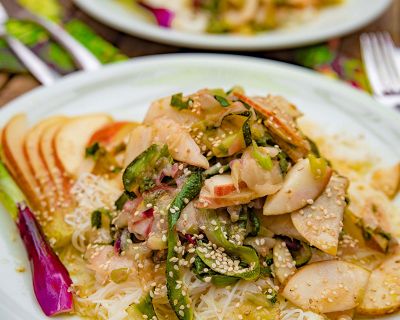 Warmer Zucchini-Birnen-Glasnudel-Salat