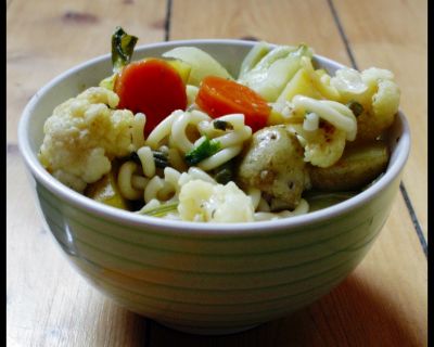 Rezept vom 04.01.2016: Gemüse Nudel Suppe (Vegan)