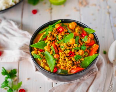 Veganes Thai-Curry mit Sonnenblumen-Hack