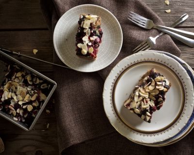 Marzipan-Beeren-Kuchen