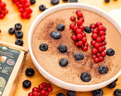 Carob-Kakao Grießbrei