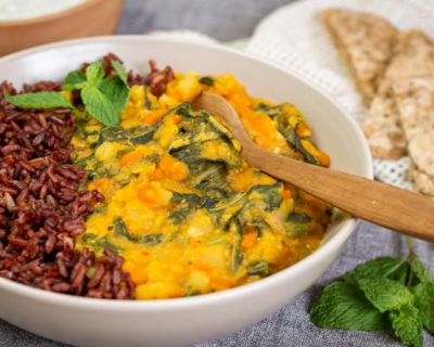 Einfaches veganes Rote Linsen Curry – lecker & gesund!