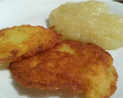 Kartoffelpuffer mit Apfelmus (Christmas Edition)