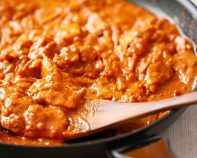 Schnelles veganes Chicken Korma