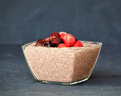 ERDBEER-VANILLE CHIAPUDDING