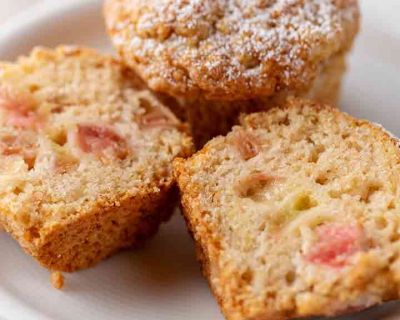 Einfache vegane Rhabarber Muffins