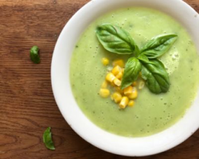 Cremige Zucchini Erbsen Suppe in 30 Minuten – Vegan & Glutenfrei