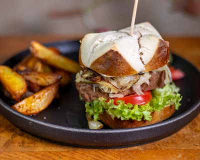 Veganer Kasselerburger, mit selbstgemachtem Räucherkasseler