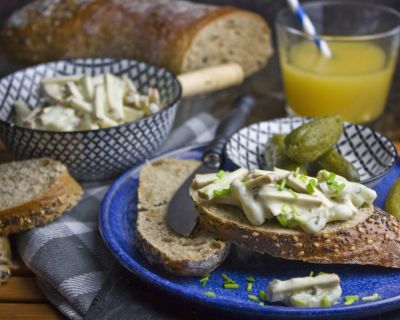 Veganer Tofu-Fleischsalat – Perfekt zur Brotzeit!