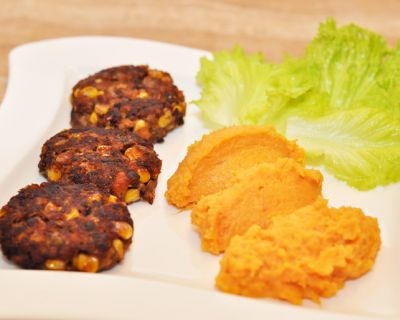 Bunte Laibchen mit Süßkartoffelpüree