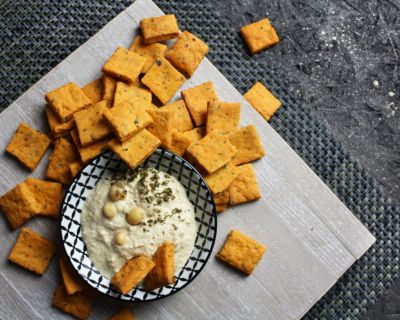 Knusprige Tomate-Basilikum-Cracker