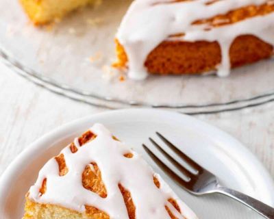 Veganer Zitronenkuchen aus der Springform (Saftig und fluffig!)