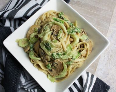 Cremige Pasta mit Pilzen und Pak Choi