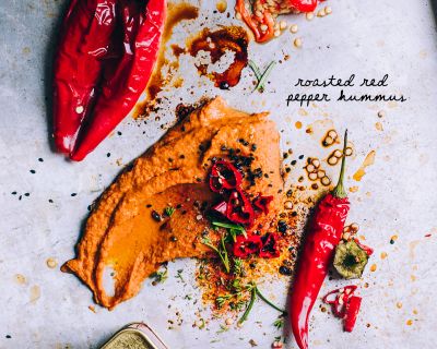 Roasted Red Pepper Hummus – Pikanter Hummus mit ofengerösteter Paprika