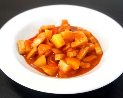 Kartoffel-Tofu-Gulasch