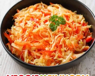 Krautsalat mit Paprika und Karotten