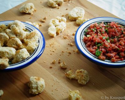 Blumenkohl Nuggets mit Kokospanade und spritziger Wassermelonensalsa