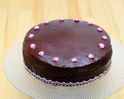 vegane Mandel-Schokotorte zum Valentinstag