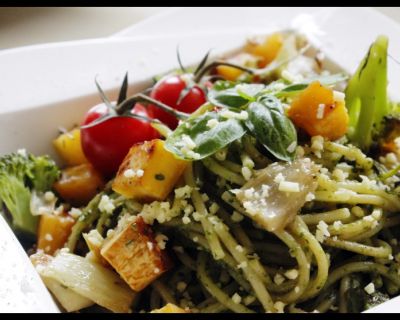 Rezept vom 23.05.2016: Pesto Spaghetti mit Brokkoli, Steckrübe & Fenchel (Vegan)